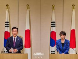 한·일 정상 '포괄적 협력 필요성 공감…관계 당국 간 논의 개시' 기사 이미지