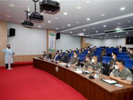 박재성 이사장 육군제8군단 초청 안보특강 기사 이미지